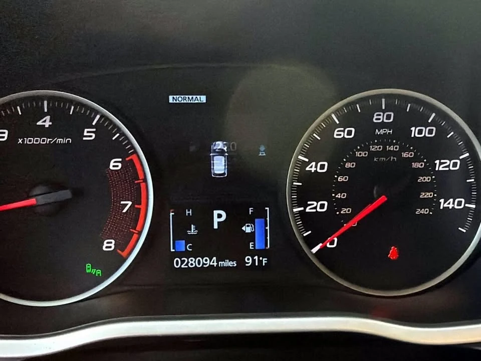 2025 Mitsubishi Eclipse Cross - Image 17 of 20