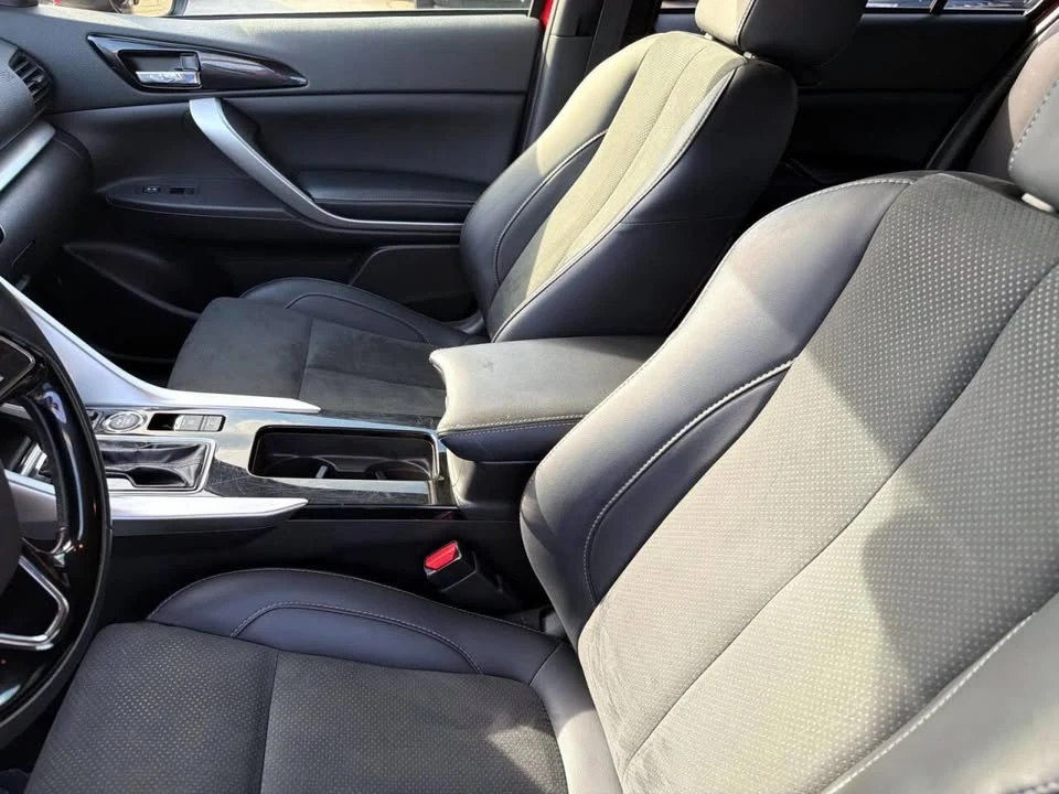 2025 Mitsubishi Eclipse Cross - Image 15 of 20