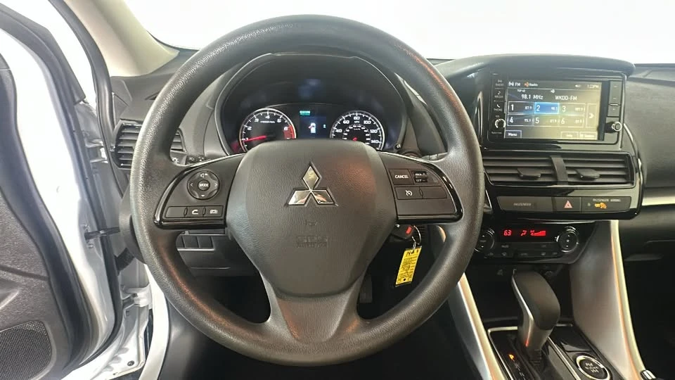 2025 Mitsubishi Eclipse Cross - Image 14 of 20