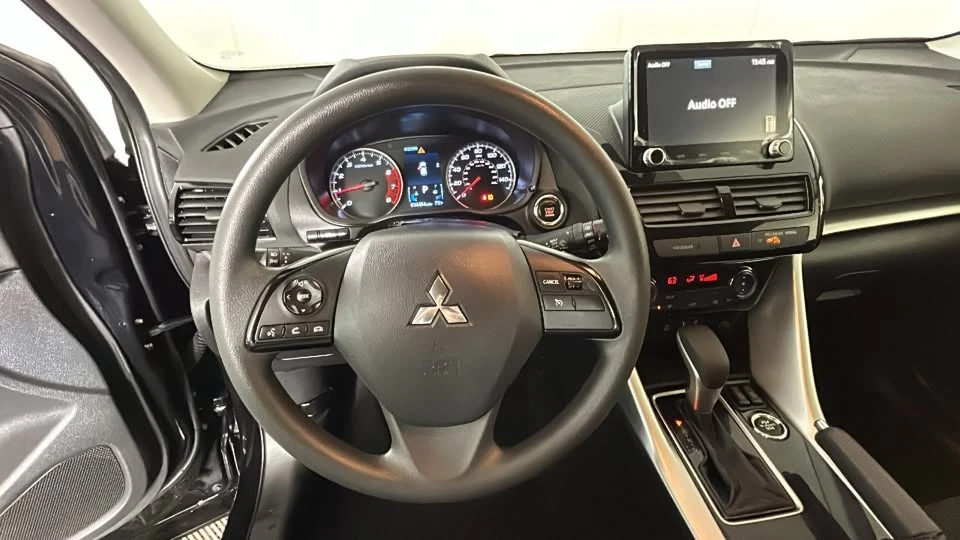 2025 Mitsubishi Eclipse Cross - Image 15 of 20