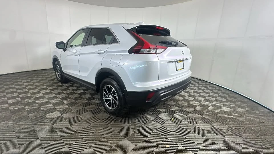2025 Mitsubishi Eclipse Cross - Image 4 of 20
