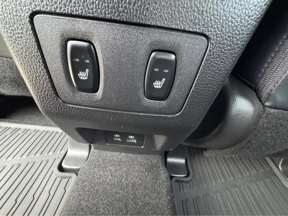 2025 Mitsubishi Eclipse Cross - Image 11 of 12