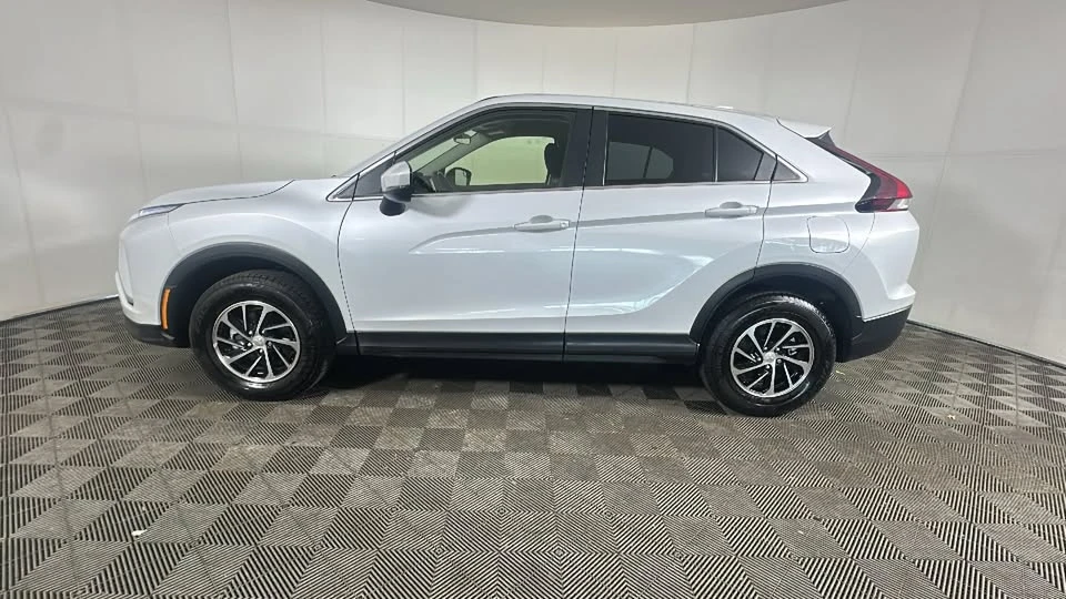 2025 Mitsubishi Eclipse Cross - Image 5 of 20