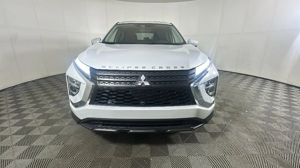 2025 Mitsubishi Eclipse Cross - Image 7 of 20