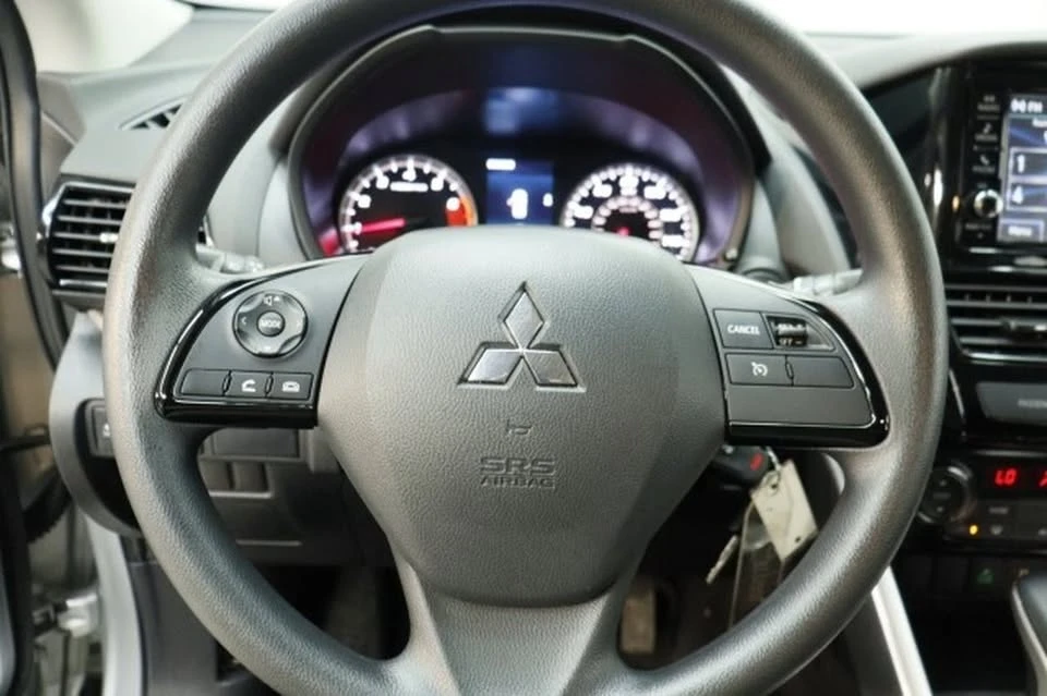 2025 Mitsubishi Eclipse Cross - Image 10 of 20