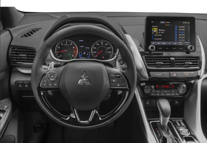 2025 Mitsubishi Eclipse Cross - Image 4 of 11