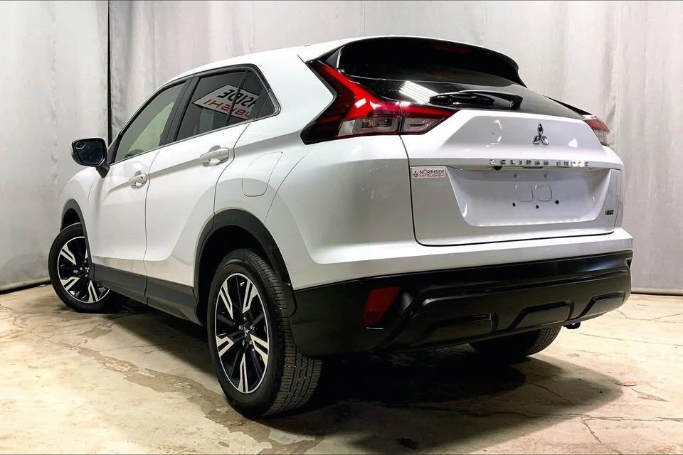 2025 Mitsubishi Eclipse Cross - Image 4 of 7