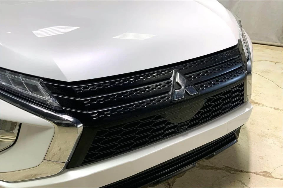2025 Mitsubishi Eclipse Cross - Image 5 of 7