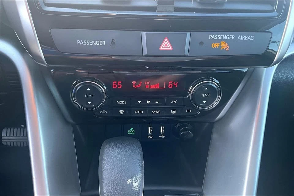 2025 Mitsubishi Eclipse Cross - Image 9 of 13