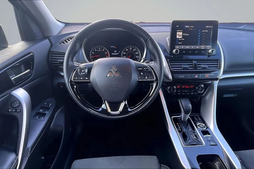 2025 Mitsubishi Eclipse Cross - Image 8 of 13