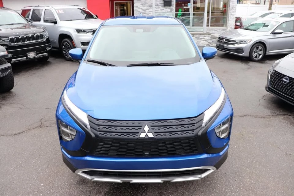 2025 Mitsubishi Eclipse Cross - Image 9 of 20
