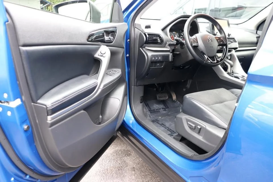 2025 Mitsubishi Eclipse Cross - Image 10 of 20