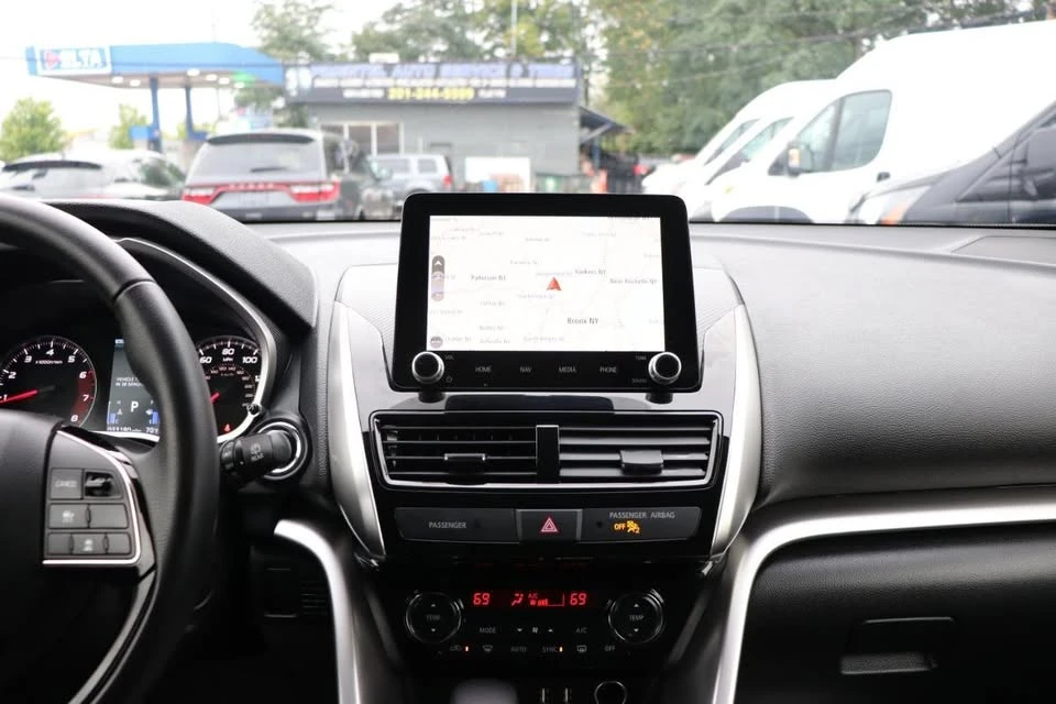 2025 Mitsubishi Eclipse Cross - Image 19 of 20