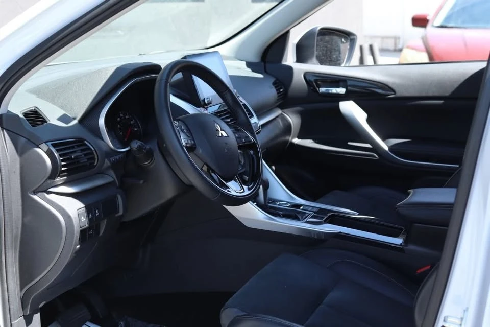 2025 Mitsubishi Eclipse Cross - Image 11 of 20