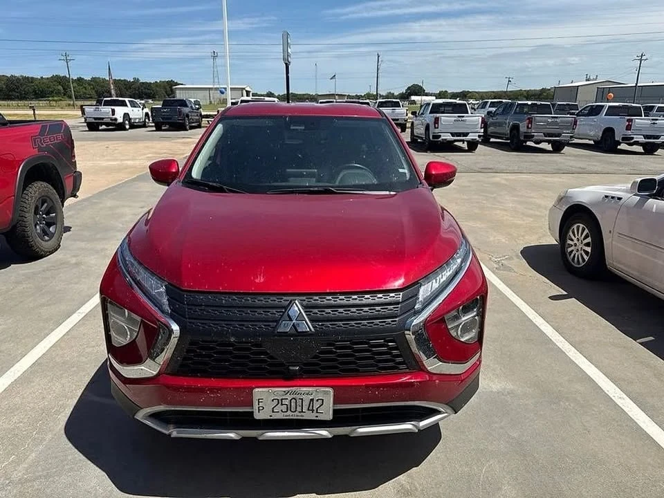 2025 Mitsubishi Eclipse Cross - Image 6 of 11