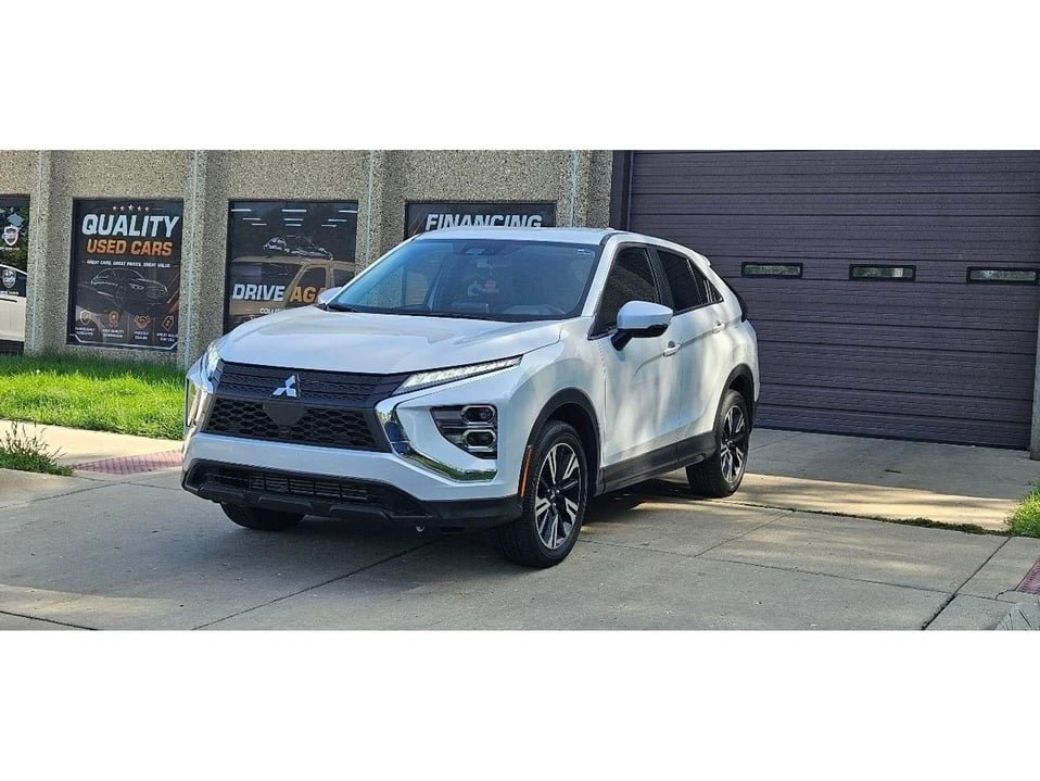 2025 Mitsubishi Eclipse Cross - Image 3 of 20