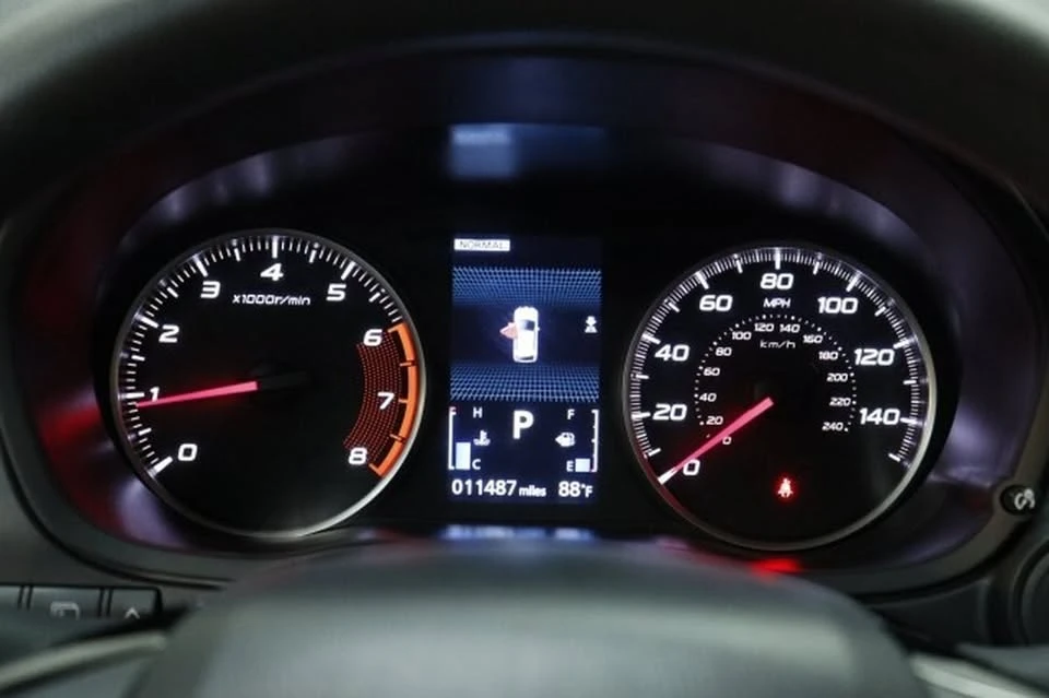 2025 Mitsubishi Eclipse Cross - Image 10 of 19