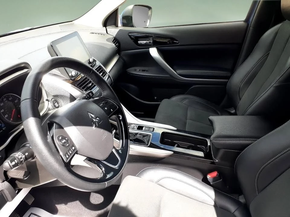 2025 Mitsubishi Eclipse Cross - Image 14 of 20