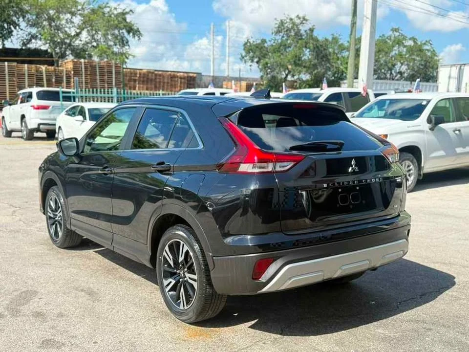 2025 Mitsubishi Eclipse Cross - Image 3 of 9