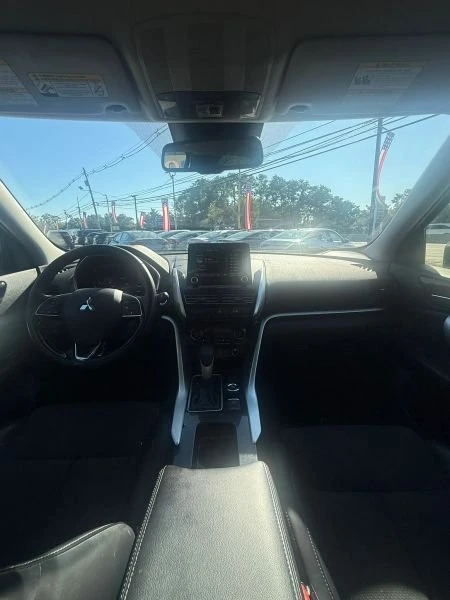 2025 Mitsubishi Eclipse Cross - Image 18 of 20