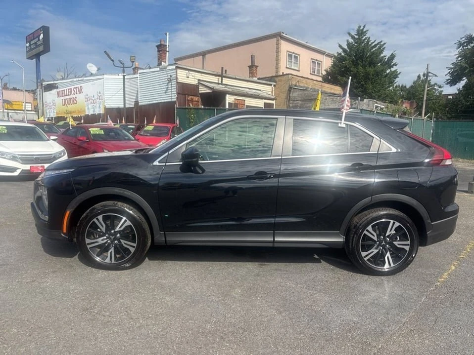 2025 Mitsubishi Eclipse Cross - Image 4 of 20