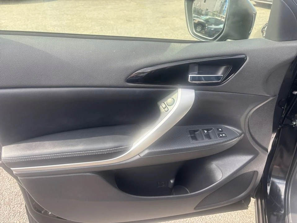 2025 Mitsubishi Eclipse Cross - Image 14 of 20