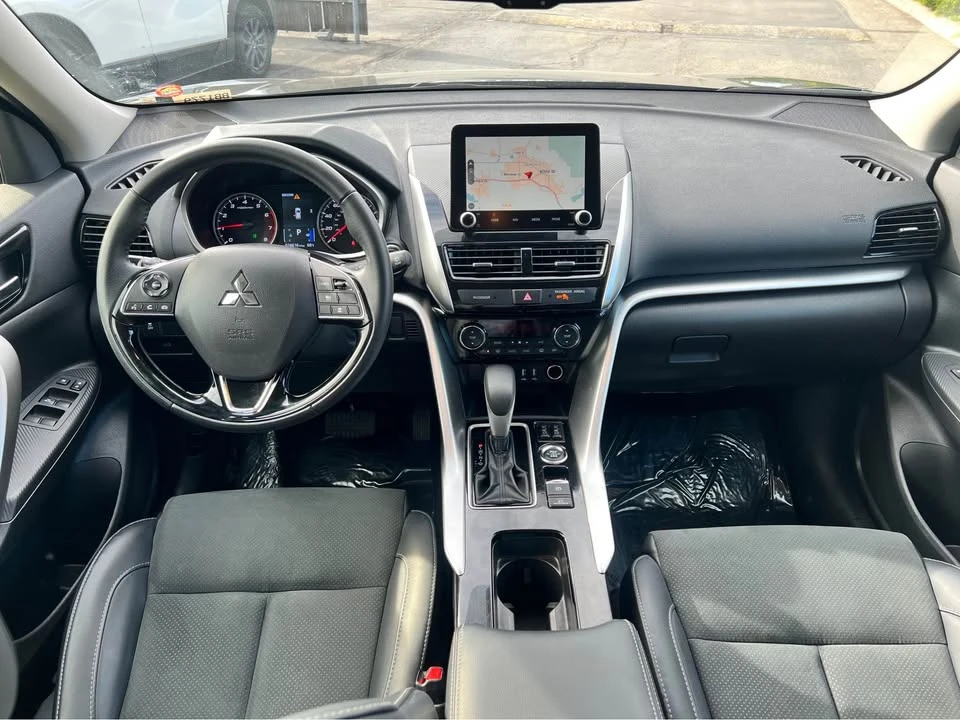 2025 Mitsubishi Eclipse Cross - Image 6 of 12