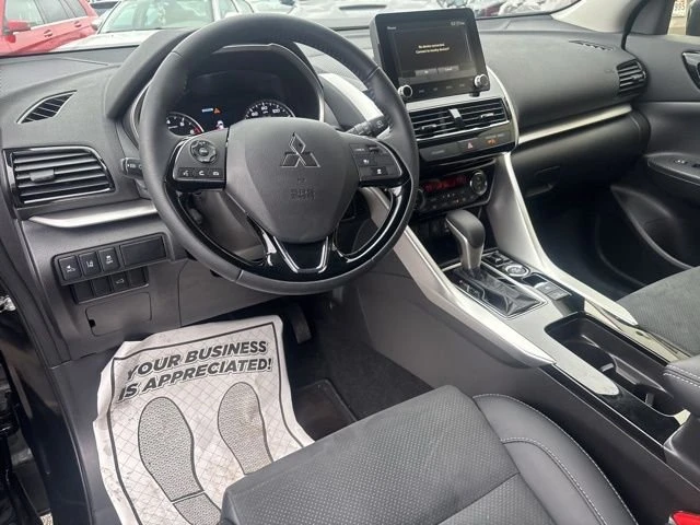 2025 Mitsubishi Eclipse Cross - Image 9 of 15