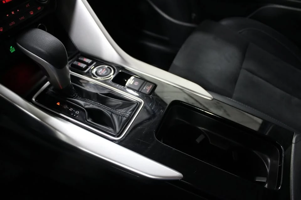 2025 Mitsubishi Eclipse Cross - Image 17 of 20