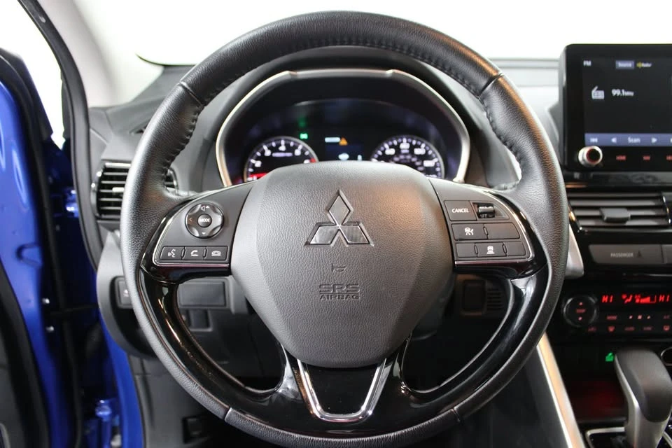 2025 Mitsubishi Eclipse Cross - Image 9 of 20