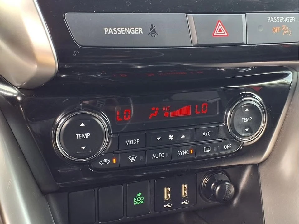 2025 Mitsubishi Eclipse Cross - Image 12 of 20