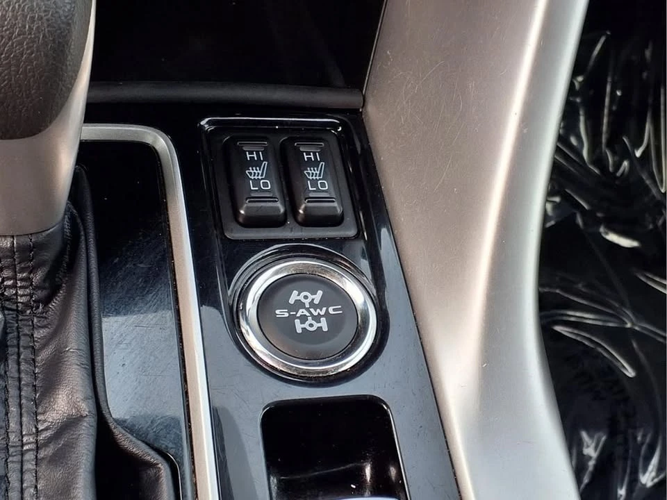 2025 Mitsubishi Eclipse Cross - Image 15 of 20