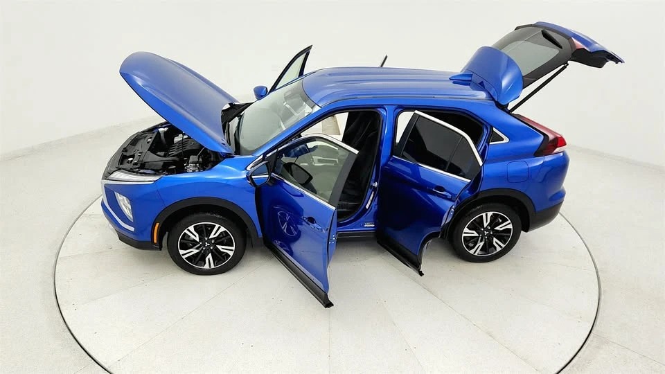 2025 Mitsubishi Eclipse Cross - Image 9 of 20