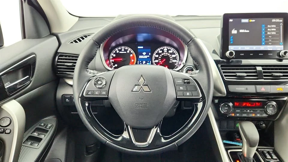 2025 Mitsubishi Eclipse Cross - Image 16 of 20