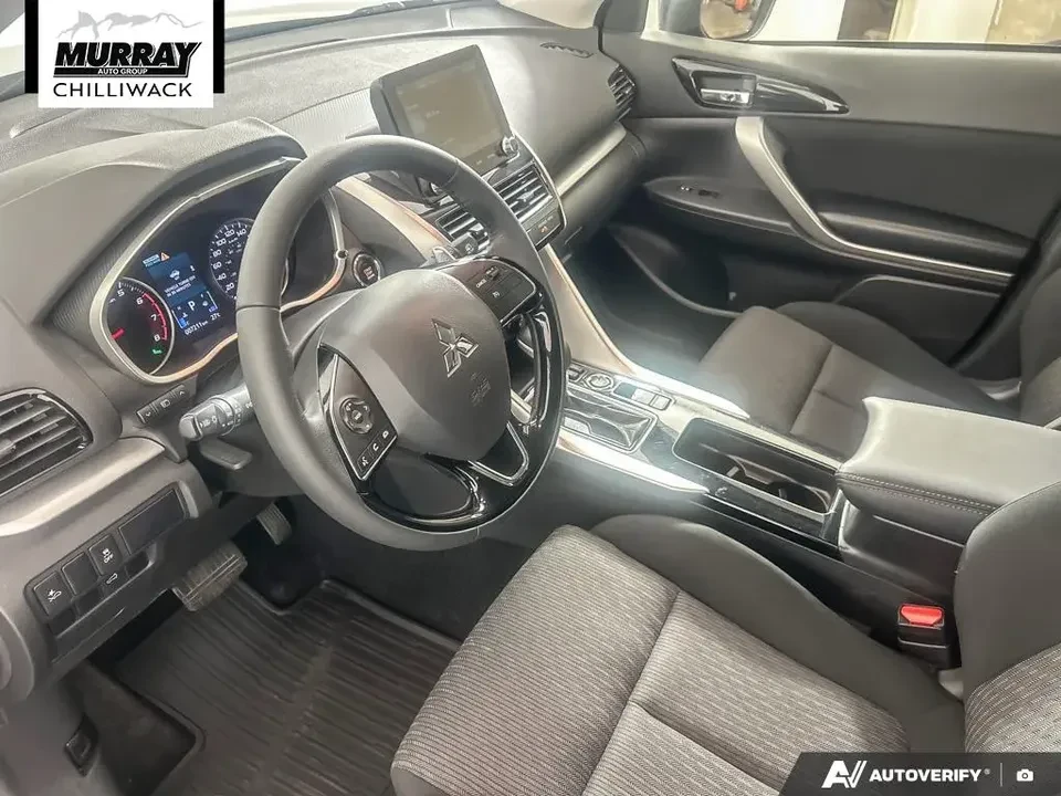 2025 Mitsubishi Eclipse Cross - Image 10 of 19