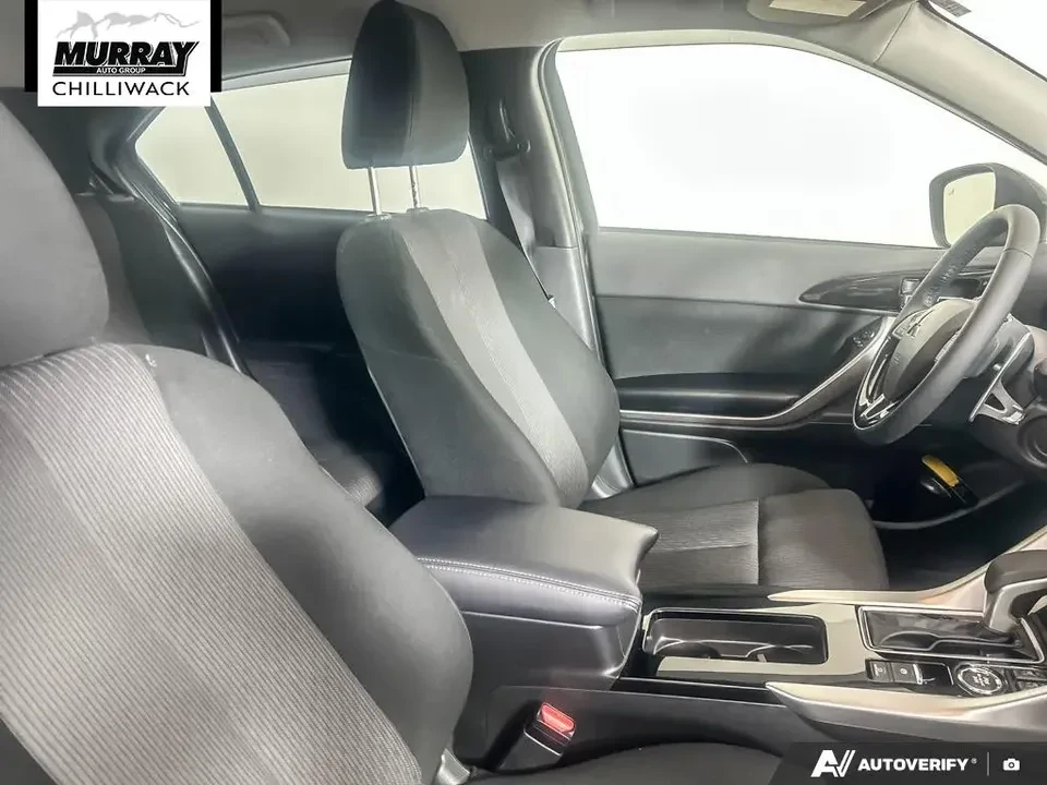 2025 Mitsubishi Eclipse Cross - Image 17 of 19