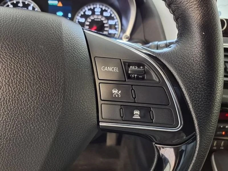 2025 Mitsubishi Eclipse Cross - Image 9 of 20