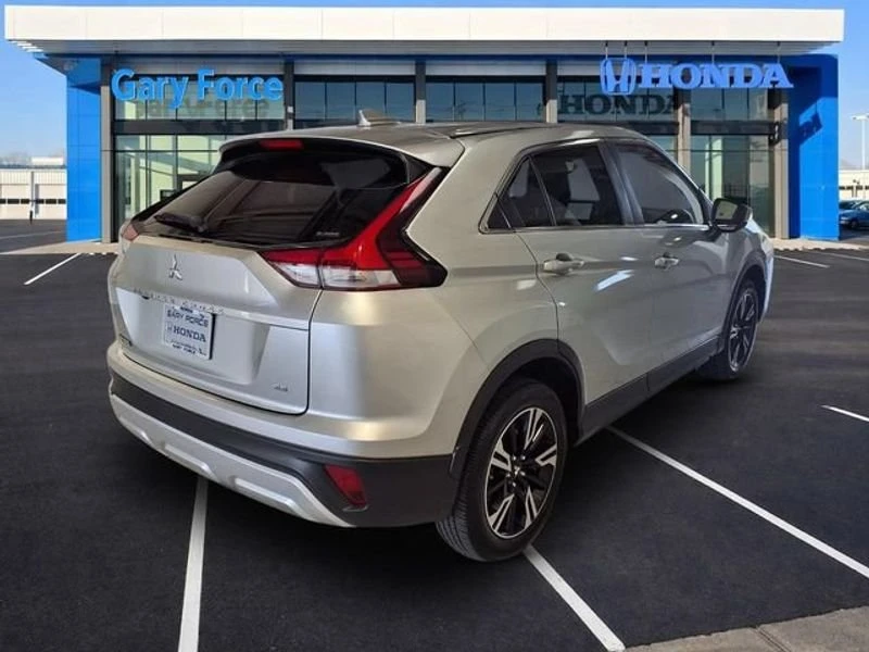 2025 Mitsubishi Eclipse Cross - Image 2 of 20