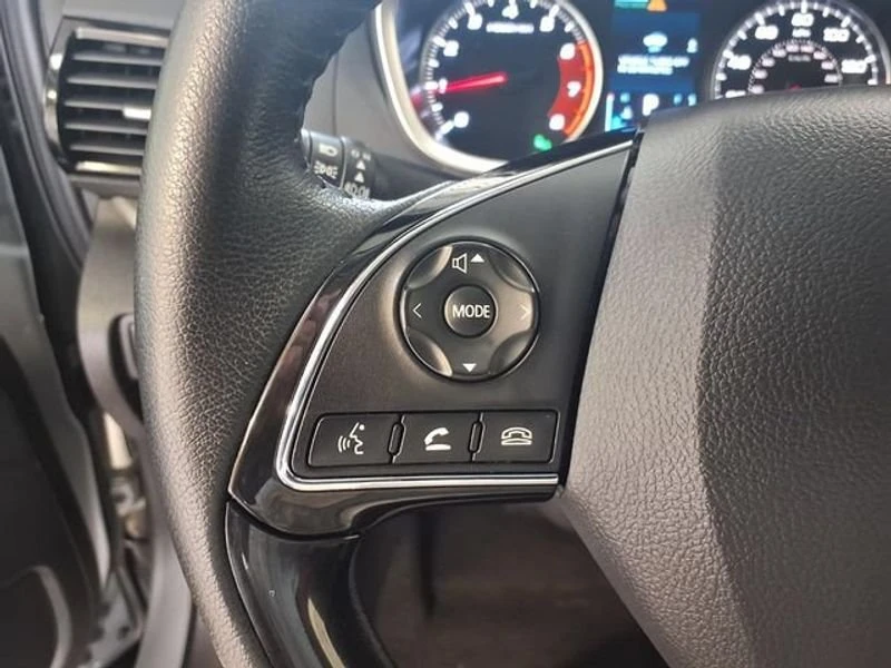 2025 Mitsubishi Eclipse Cross - Image 7 of 20