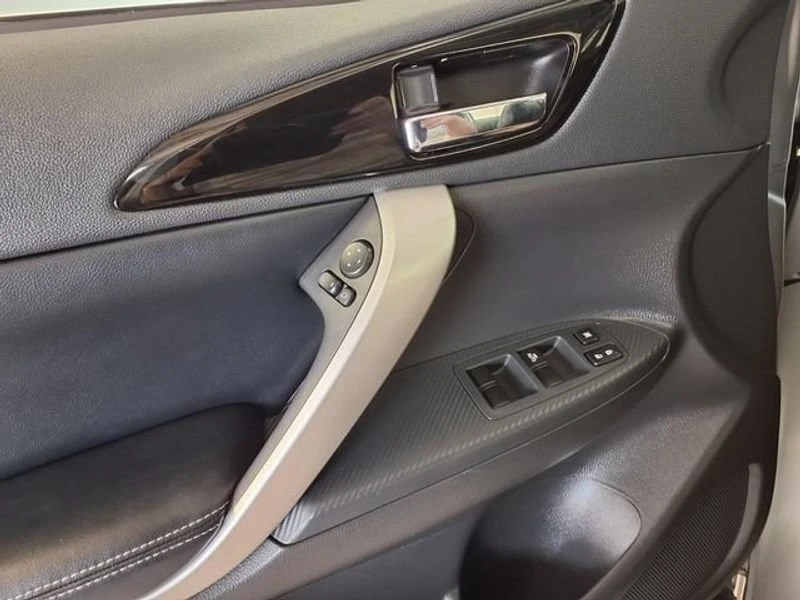 2025 Mitsubishi Eclipse Cross - Image 17 of 20