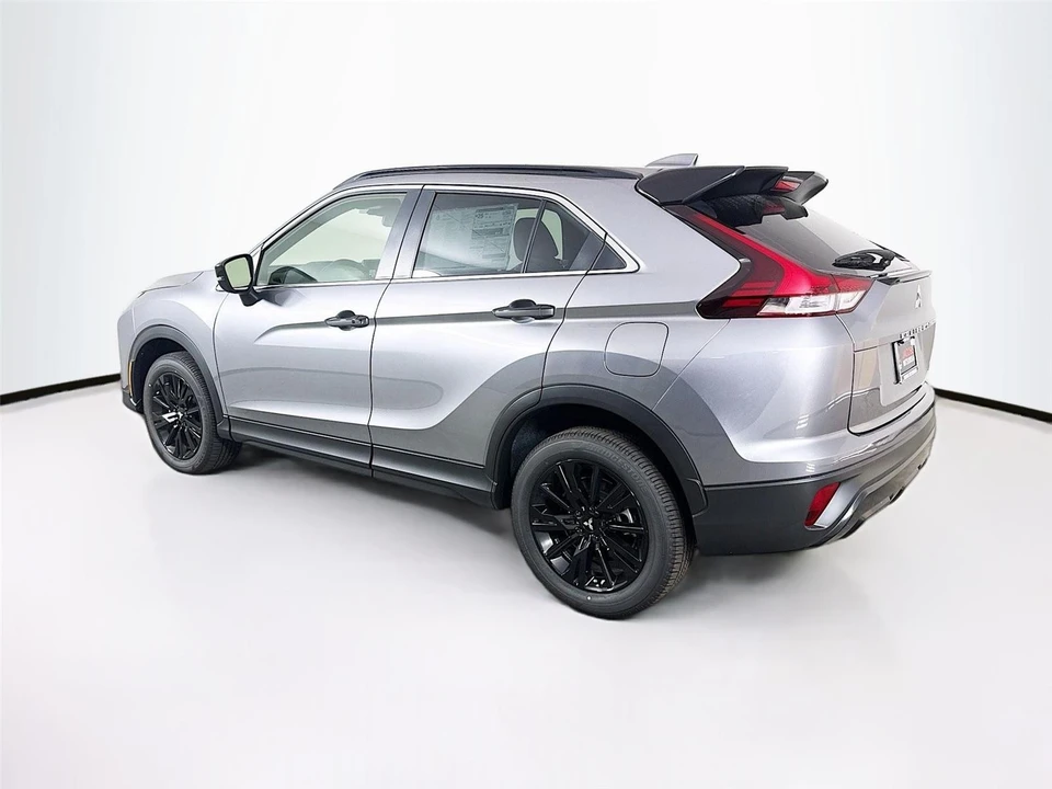 2025 Mitsubishi Eclipse Cross - Image 5 of 21