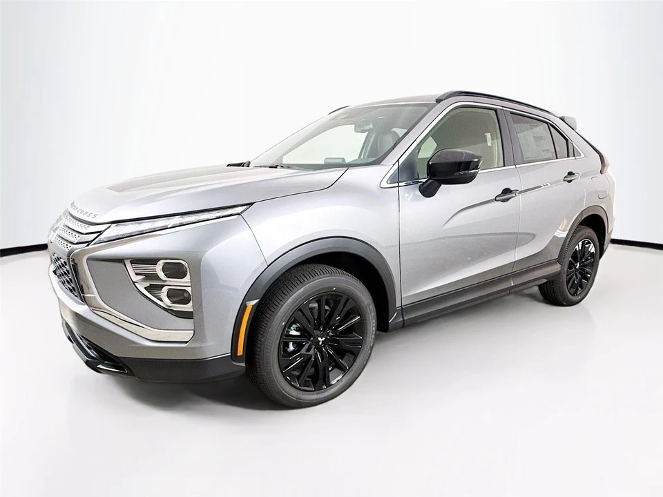 2025 Mitsubishi Eclipse Cross - Image 3 of 21
