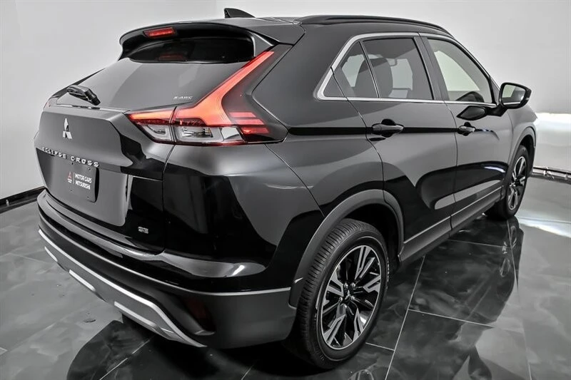 2025 Mitsubishi Eclipse Cross - Image 8 of 21