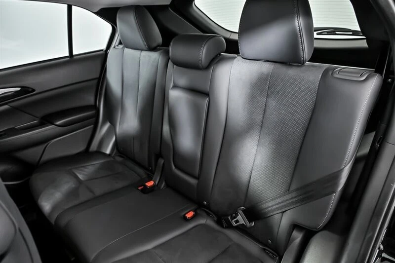 2025 Mitsubishi Eclipse Cross - Image 15 of 21