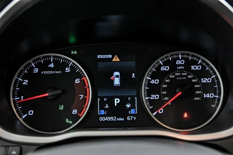 2025 Mitsubishi Eclipse Cross - Image 17 of 21