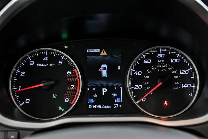 2025 Mitsubishi Eclipse Cross - Image 17 of 21