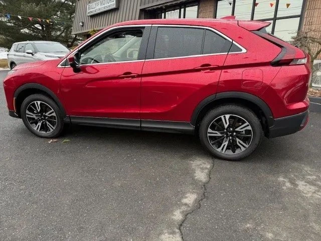 2025 Mitsubishi Eclipse Cross - Image 8 of 12