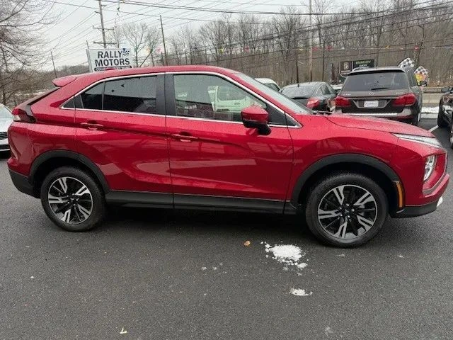2025 Mitsubishi Eclipse Cross - Image 4 of 12