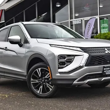 2025 Mitsubishi Eclipse Cross SE