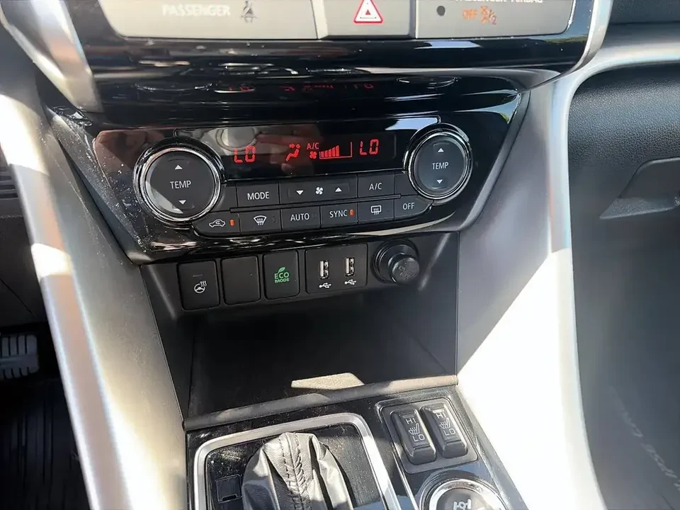 2025 Mitsubishi Eclipse Cross - Image 18 of 19